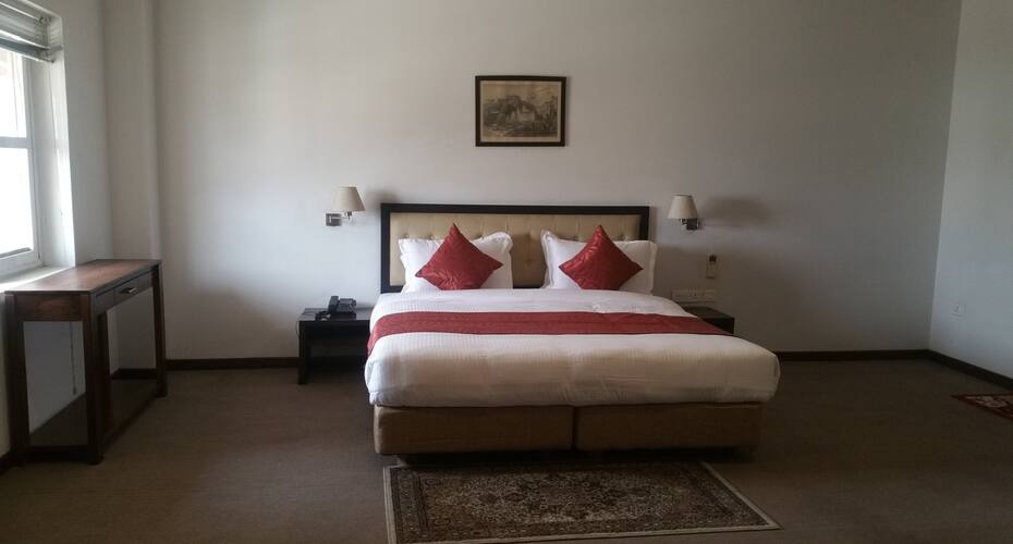 The Courtyard Hotel, Ludhiana 2